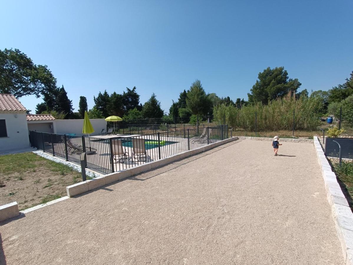 Maison Independante Avec Piscine, 10Min Avignon Pujaut Exterior photo